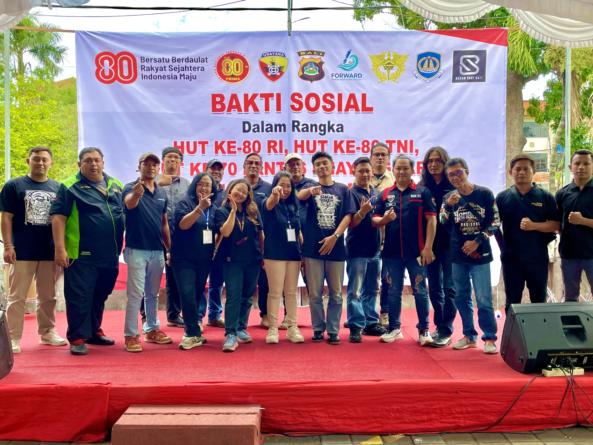 Satukan Kepedulian Menuju Kebahagiaan, Forward Gelar Baksos Bersama Instansi dan Komunitas